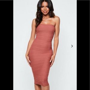 MISSGUIDED Bandeau Bandage Midi Dress in Rust